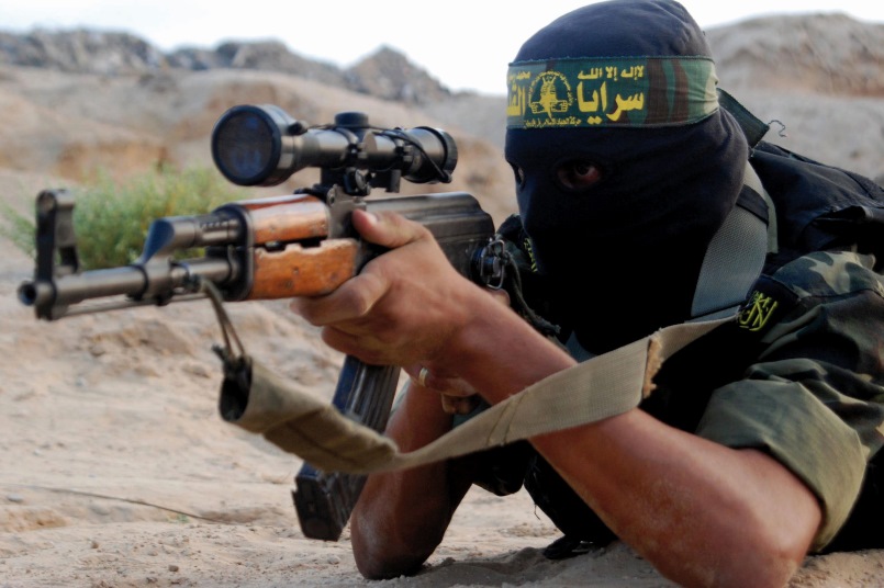 Maskierter Dschihad-Kämpfer (Interner Link: mehr Informationen zum Arbeitsfeld Islamismus)